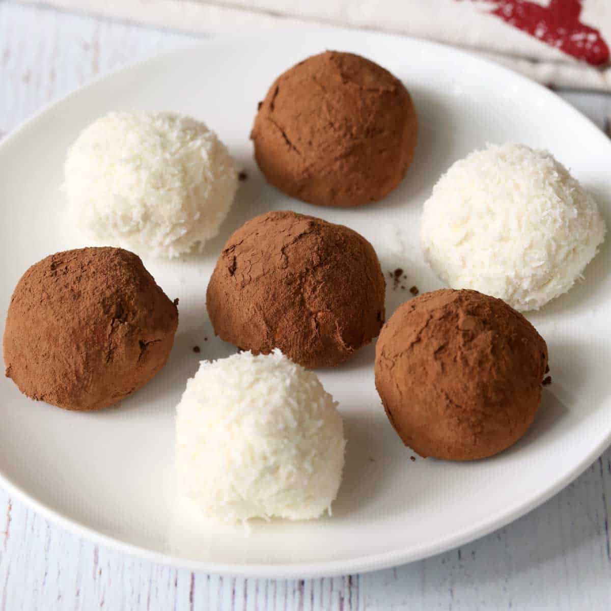 Keto Cheesecake Bites