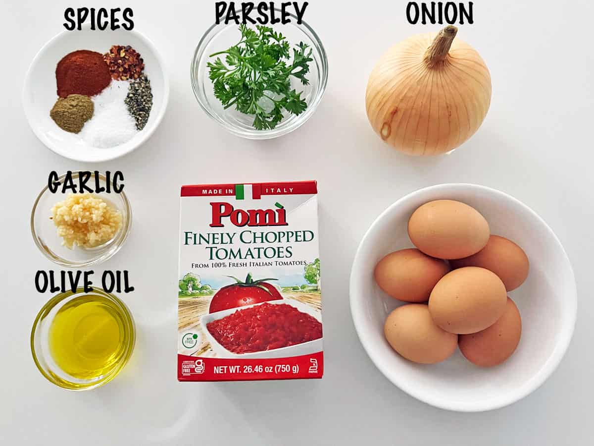 The ingredients needed to make shakshuka.