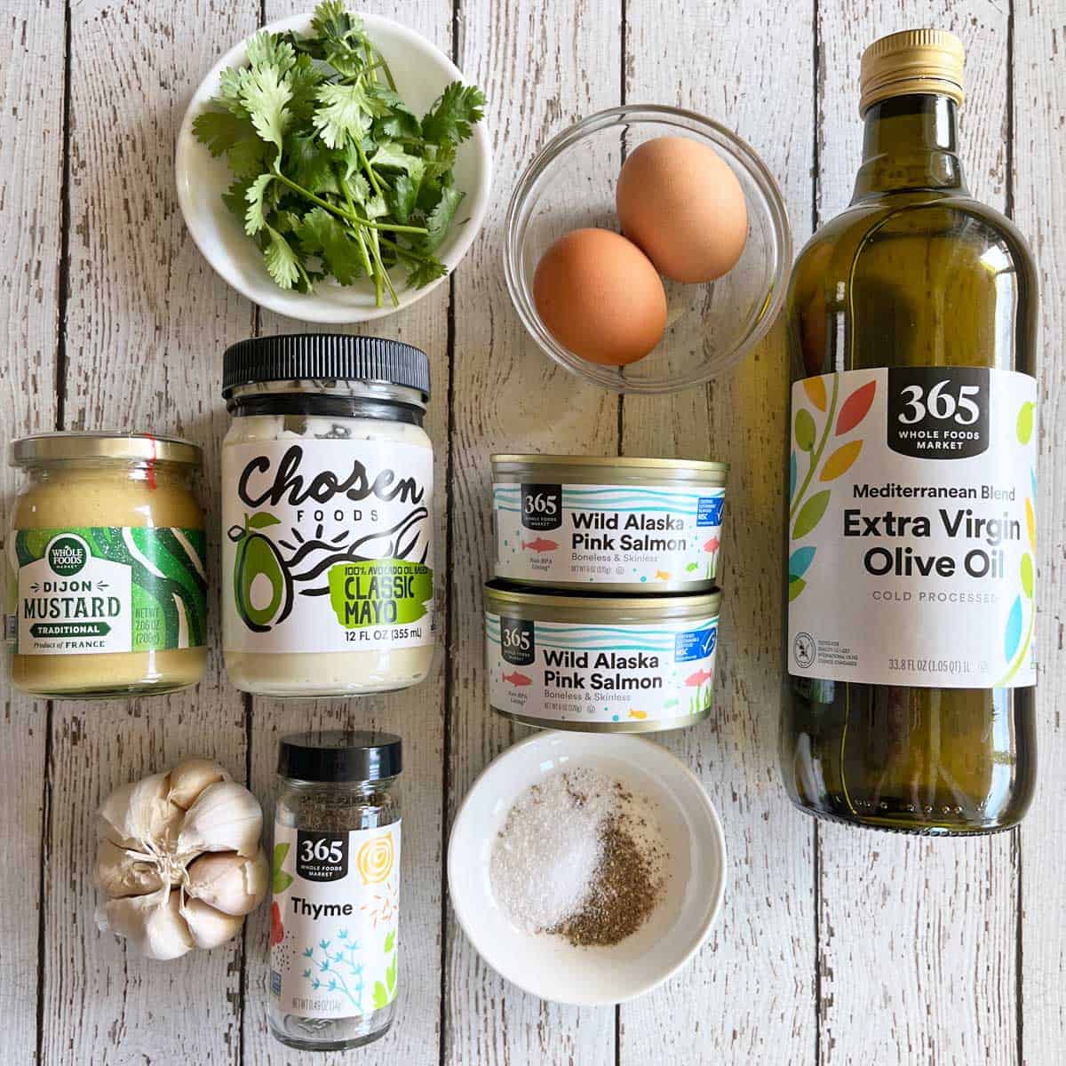The ingredients needed for making salmon cakes.
