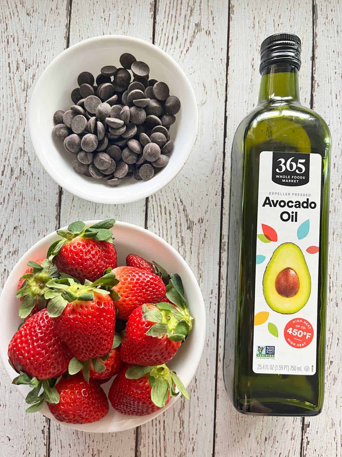 The ingredients needed to make chocolate-covered strawberries.