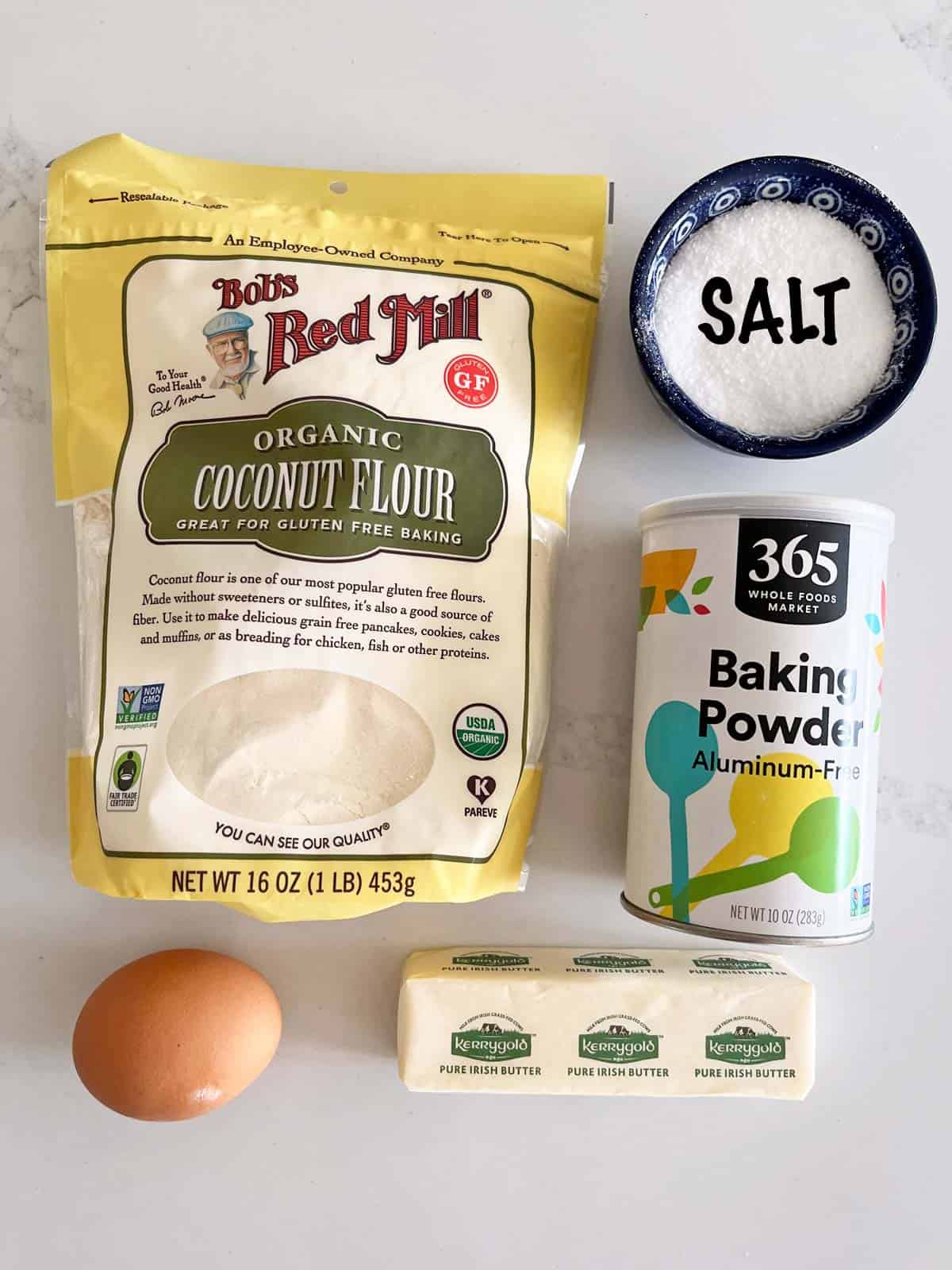 The ingredients needed to make a keto 90-second bread.