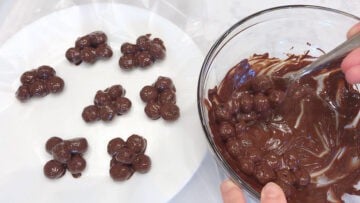 Placing the clusters on wax paper.