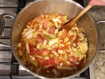 The beef broth was added to the pot.