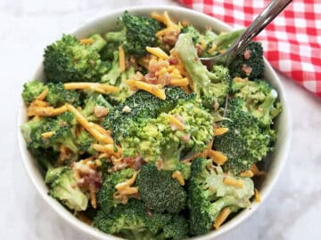 The salad is served in a bowl.