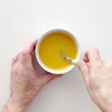 Adding coconut flour.