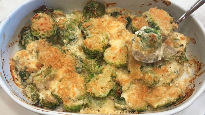 The casserole is served.