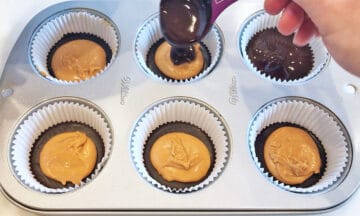 Adding the second chocolate layer.