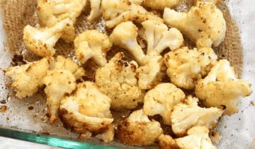 The cauliflower is ready in the baking dish.