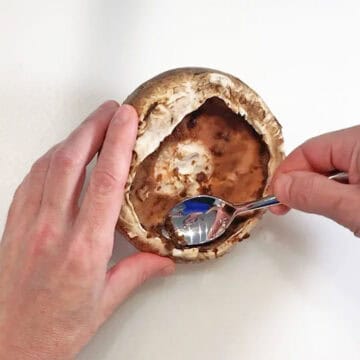 Scraping off the gills.