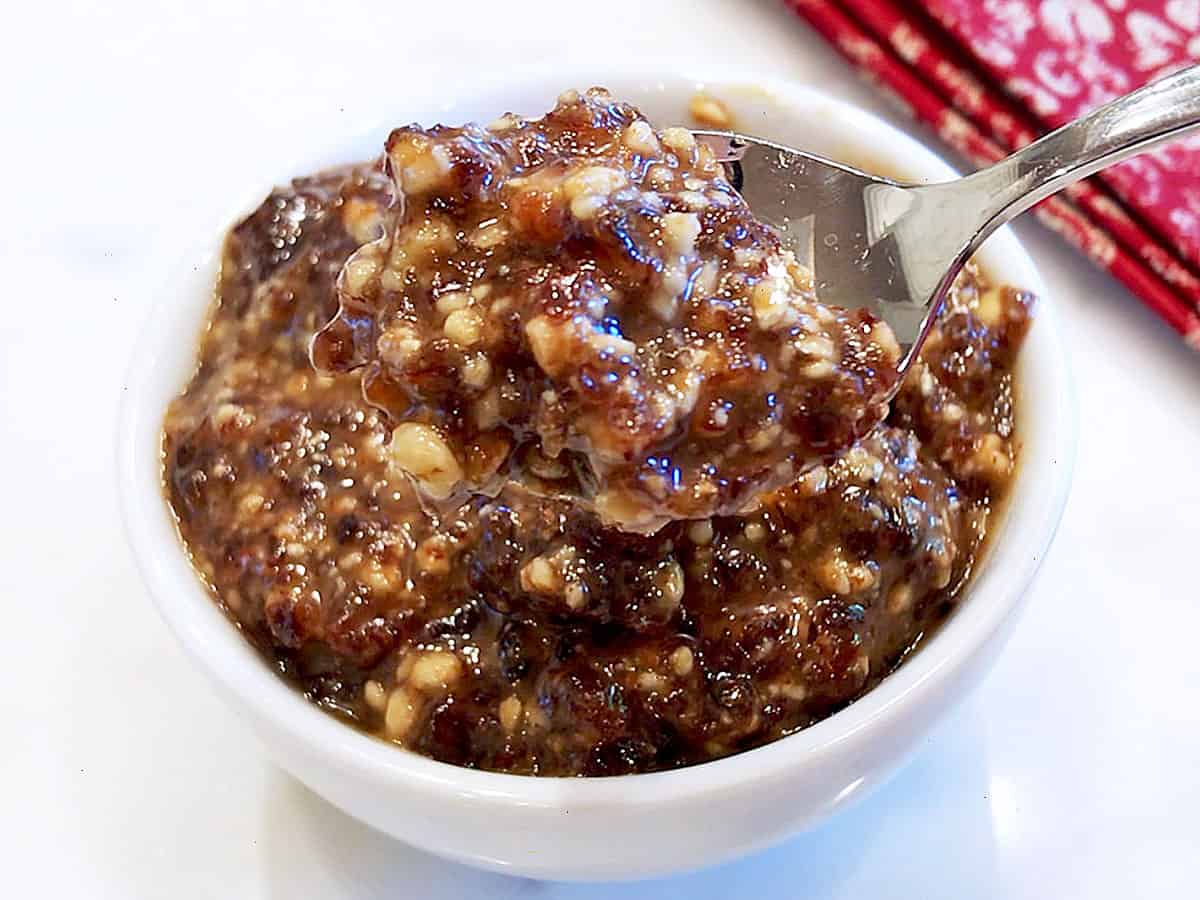 The charoset is served.