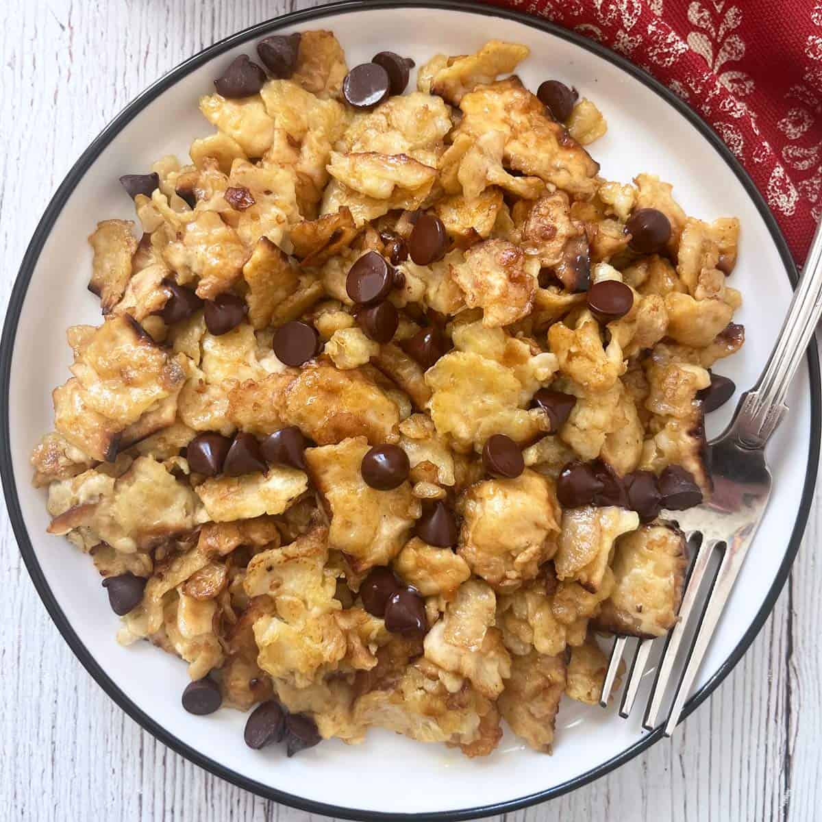 Matzo brei with chocolate chips.