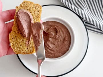 The pâté is served with almond flour bread.