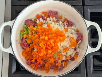 The ingredients were added to the stockpot.